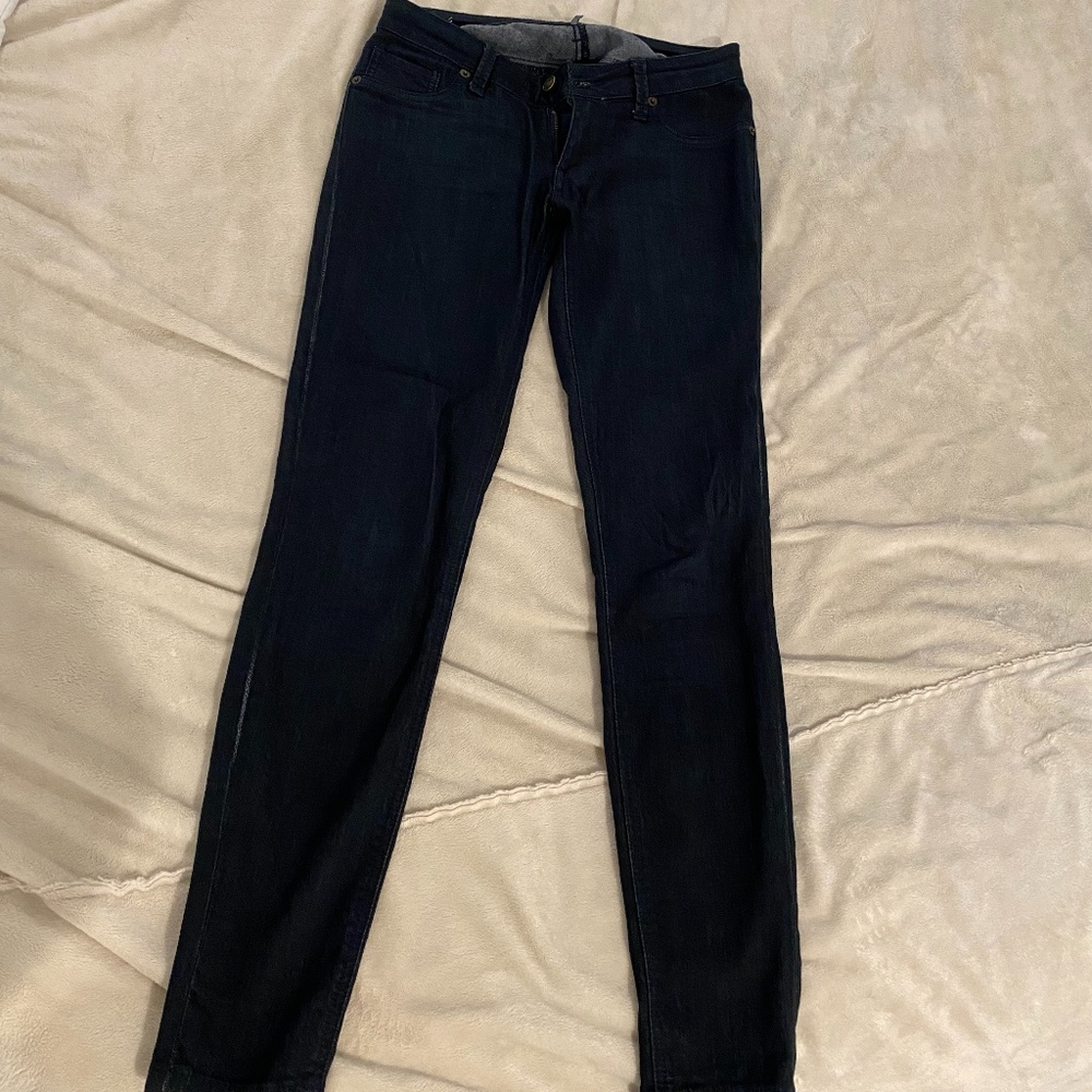 Ann Taylor size 4 Modern Skinny dark wash